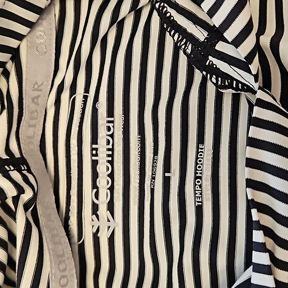 Coolibar Tempo Hoodie - Picture 2 of 6